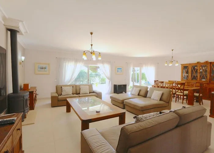 Corvo 123- Clever Details *