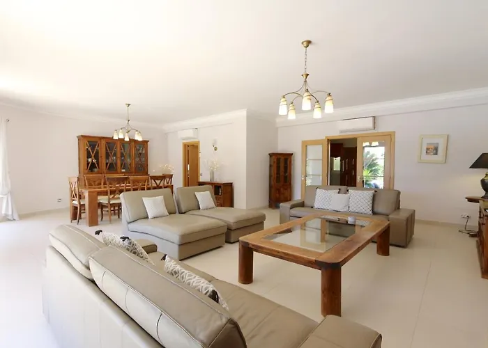 Corvo 123- Clever Details * וילהמורה